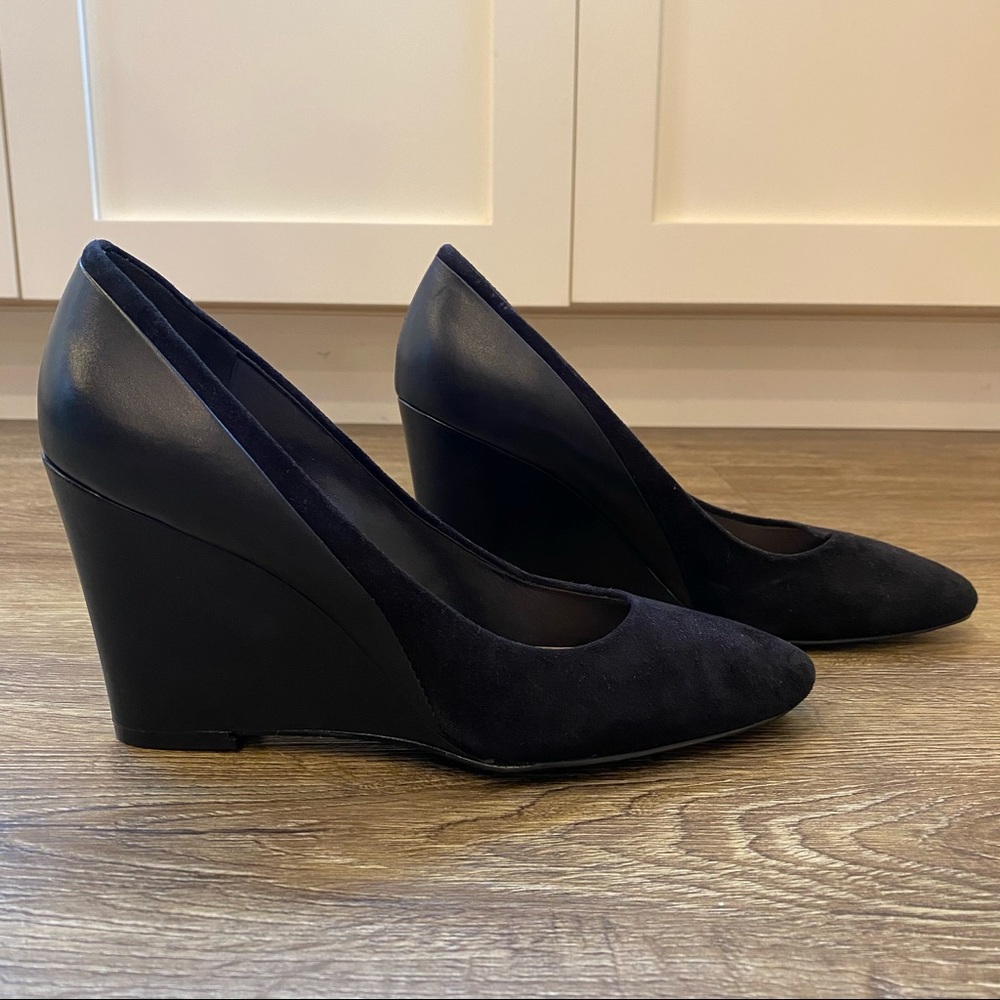 Nine West Daday leather/suede Wedge, size 5